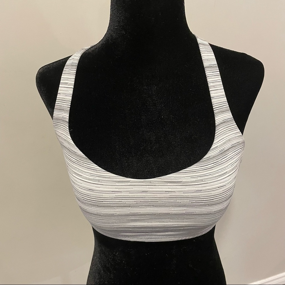 Lululemon Athletica Free To Be Bra With Spaghetti Straps Grey Stripes Size 8